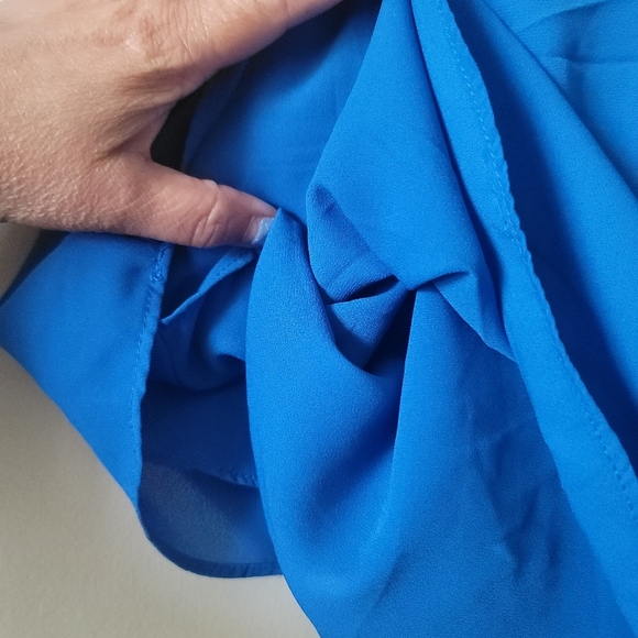 BLACK Tape Tank Top Size Large in Blue - Picture 4 of 7